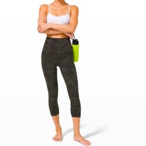 Lululemon Align Crop 21” Heritage 365 Camo Size 6